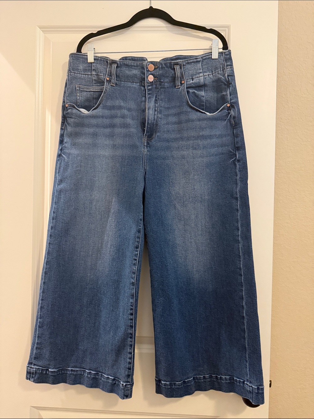 High-Rise Wide-Leg Women's Jeans in Denim Blue
